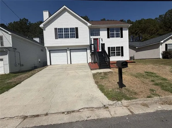5314 Salem Springs Dr, Lithonia, GA 30038
