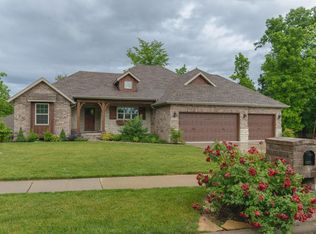 3374 N Golden Ave, Springfield, MO 65803