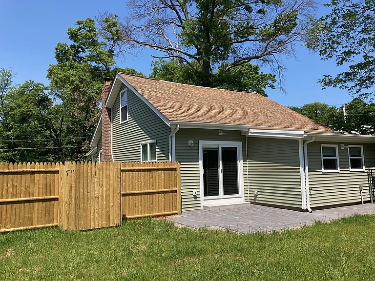 754 Naugatuck Ave — Photo 15
