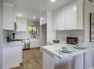 7557 Romeria St, Carlsbad, CA 92009