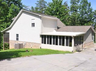 260 Burning Oaks Dr, Sevierville, TN 37876