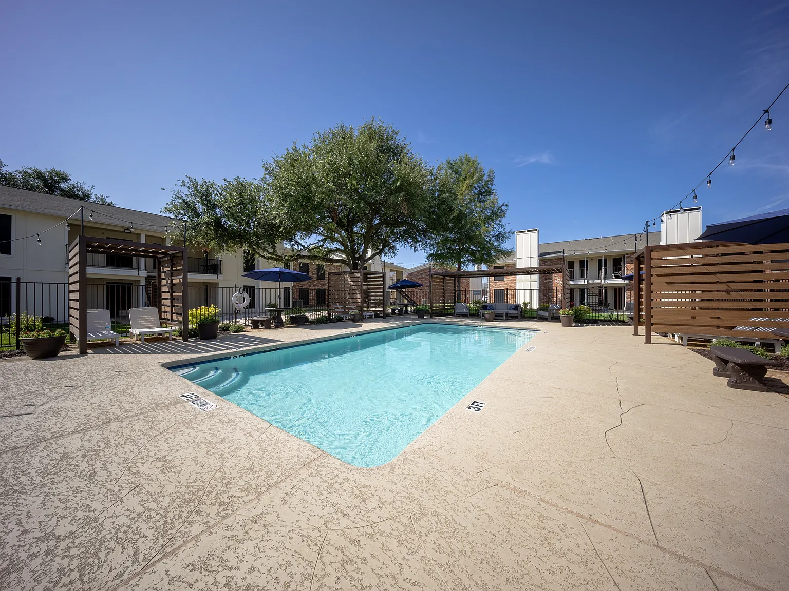 Stonegate Apartments — Photo 4