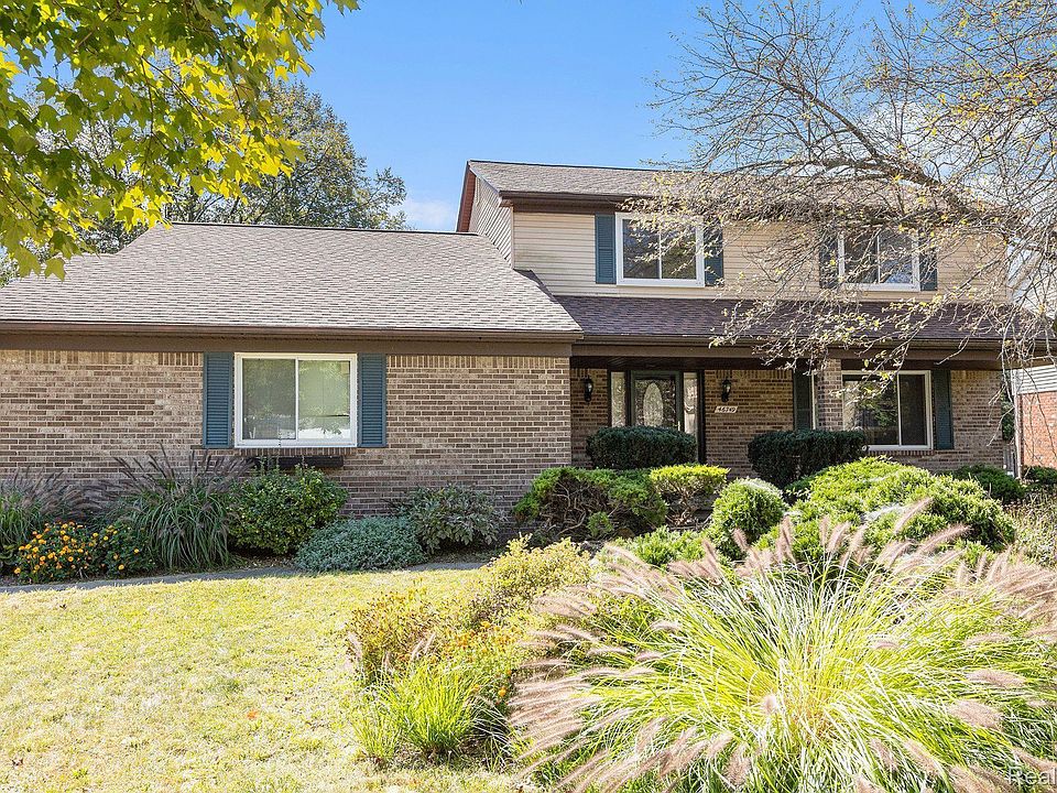 1st image of 46749 Camelia Dr