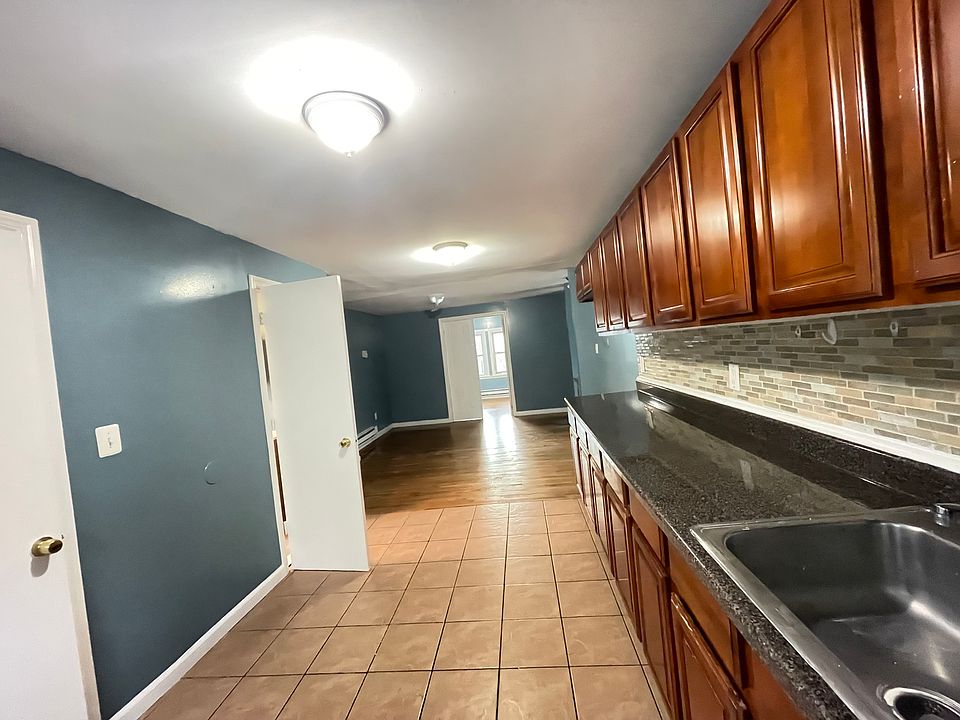 1st image of 49 N 13th St #3E