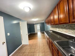 49 N 13th St #3E, Newark, NJ 07107