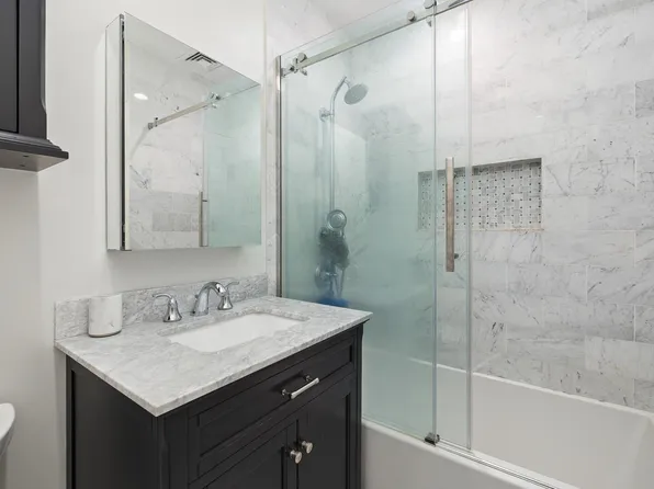 1111 River Road image 14 of 32