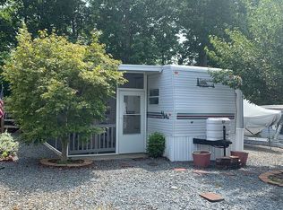 117 Hummingbird Cir, Badin Lake, NC 28127