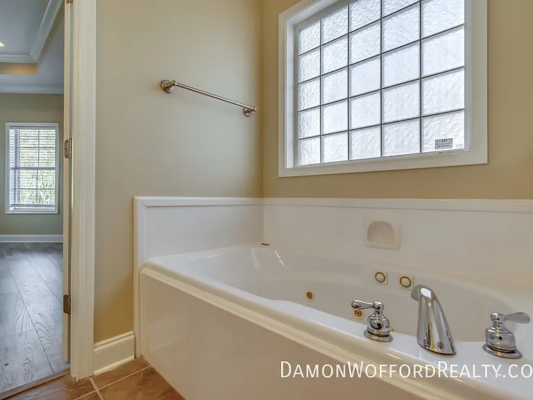 119 Kenzie Dr — Photo 43