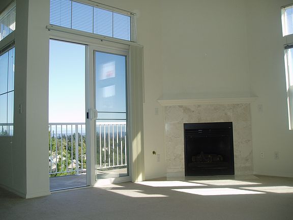 Living room & deck