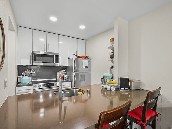 3rd image of 141 S Clark Dr APT 215