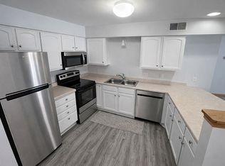 1872 Deerhaven Ln NE APT 8, Rochester, MN 55906