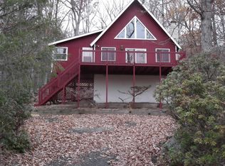 6432 Decker Rd, Bushkill, PA 18324