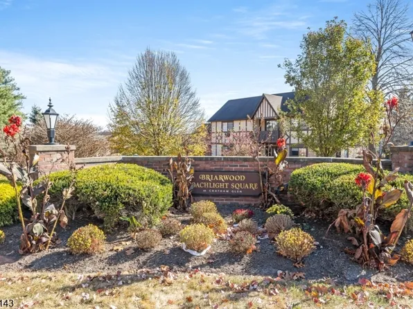 21D Kensington Rd #D, Chatham, NJ 07928