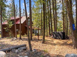 19 Cassal Rd, Winthrop, WA 98862