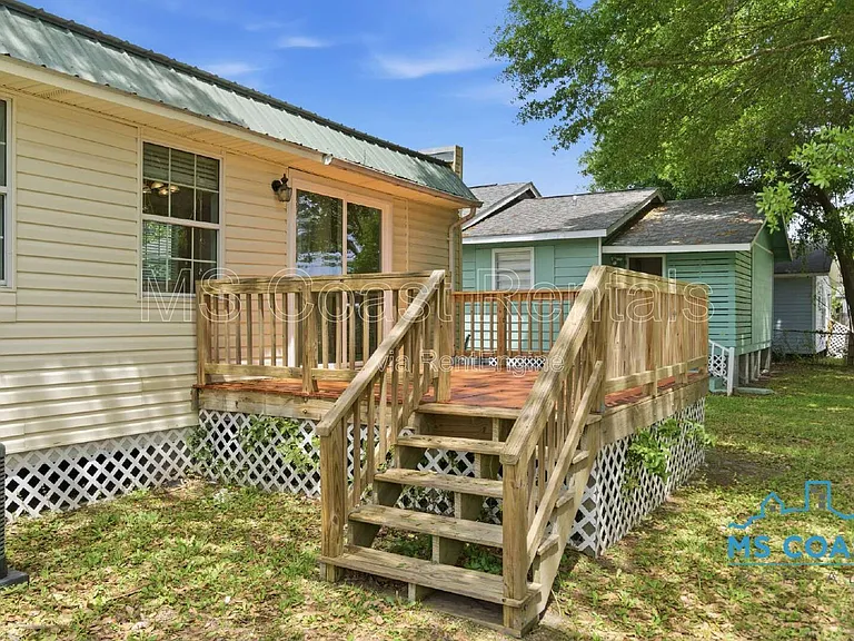 4319 Lewis St — Photo 22