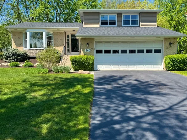 660 Londonberry Ln, Bolingbrook, IL 60440