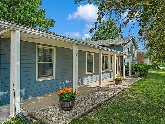 5th image of 4832 NE Kincaid Rd