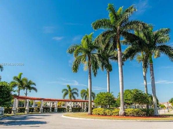 607 NE 35th Ave #607, Homestead, FL 33033