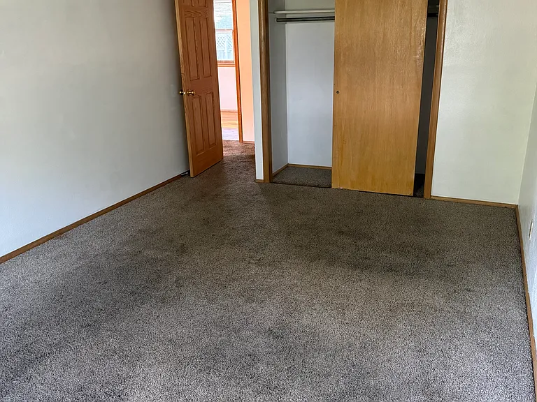 1300 S Blauvelt Ave — Photo 21