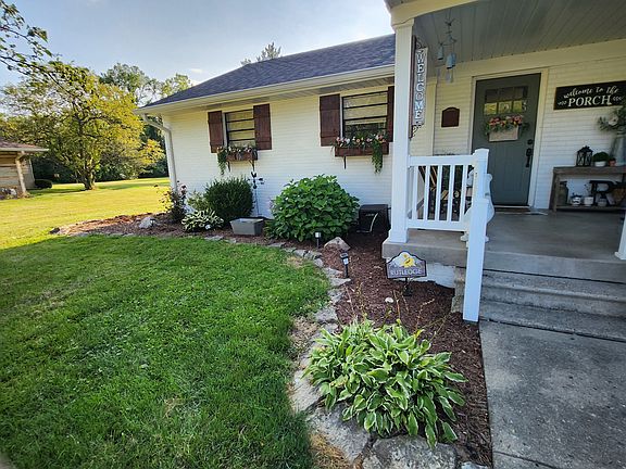 3rd image of 2450 Silver Lane Dr