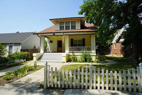 2506 W Woodlawn Ave #3 Photo 1