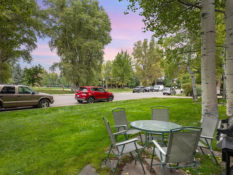 124 E Durant Ave #10 — Photo 11