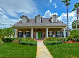 3814 S Nine Dr, Valrico, FL 33596