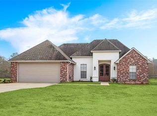 25034 Shubert Ln, Covington, LA 70435