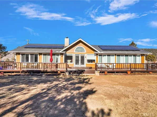 752 Central Ln, Big Bear City, CA 92314