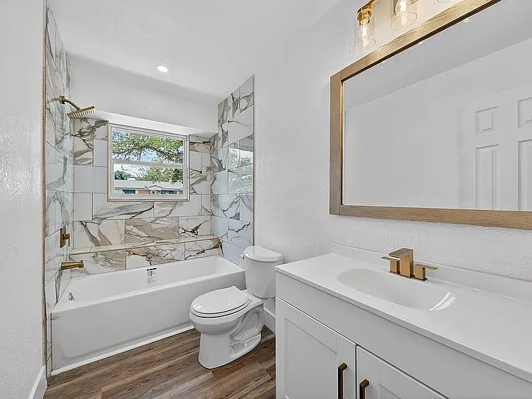 2503 Lynn Dr — Photo 15