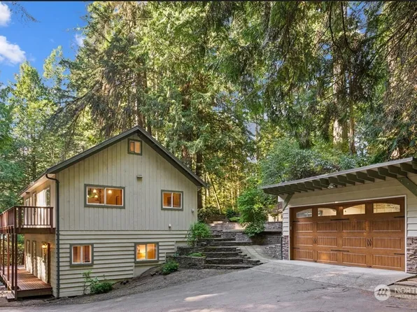 6820 Fletcher Bay Road NE, Bainbridge Island, WA 98110