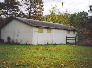 Bankers Rd, Hillsdale, MI 49242