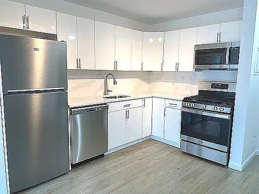 1st image of 379 E 10th St #4D