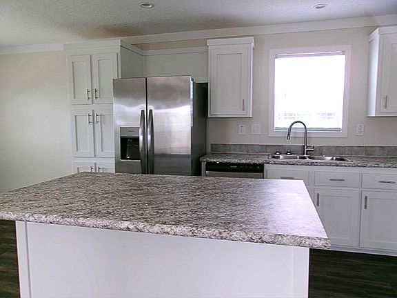 2nd image of 7100 Ulmerton Rd Lot 416