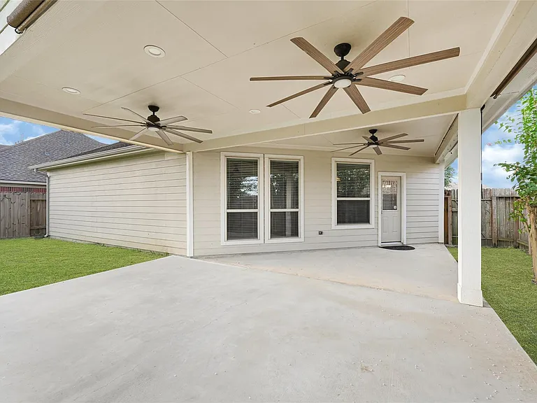5331 Seabird St — Photo 36