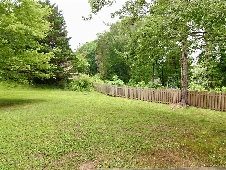 3060 Winston Terrace Ct — Photo 24