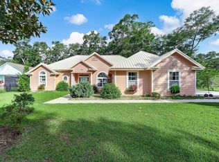 800 E Riverview Dr, Saint Marys, GA 31558