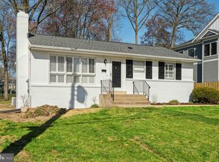 511 Birch St SW, Vienna, VA 22180