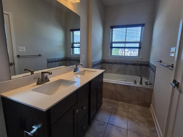 6054 Fallfish Ct — Photo 22