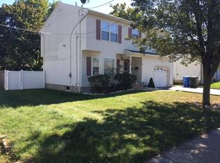 12 Cleveland Ave, Colonia, NJ 07067