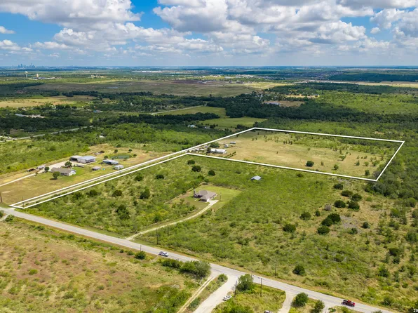 8804 Williamson, Kyle, TX 78640