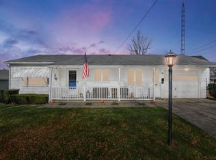 96 High St, Fredericktown, OH 43019