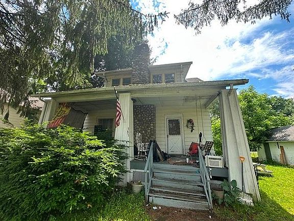 4th image of 371 Jackson Run Rd #1