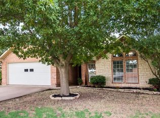 913 S Calder St, Howe, TX 75459