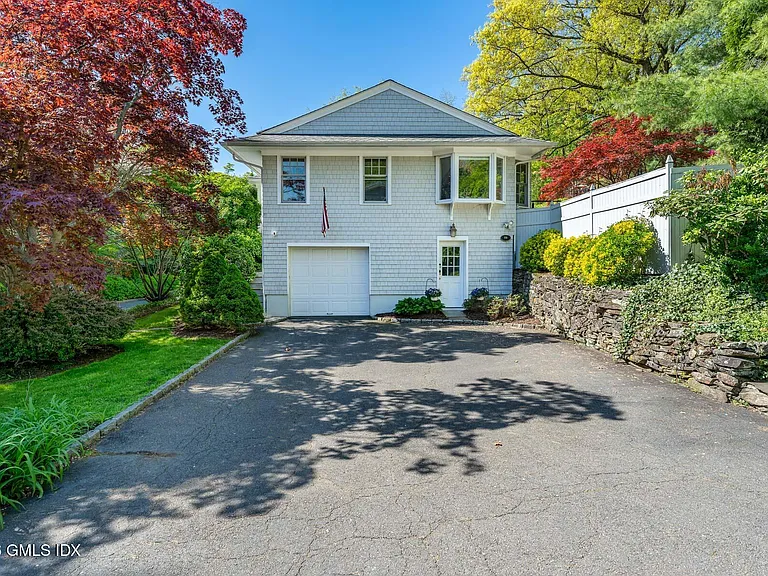 51 Glen Rd — Photo 29