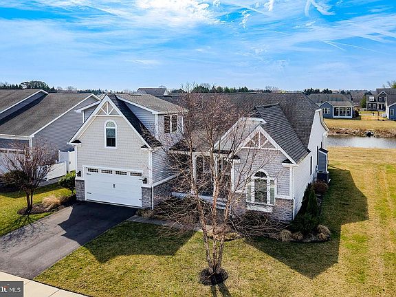 2nd image of 31742 Carmine Dr