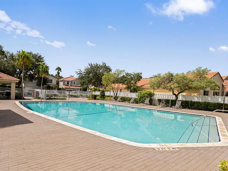 15250 SW 49th Ct — Photo 52