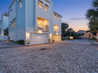 1413 BAYSHORE BOULEVARD #2, Dunedin, FL, 34698