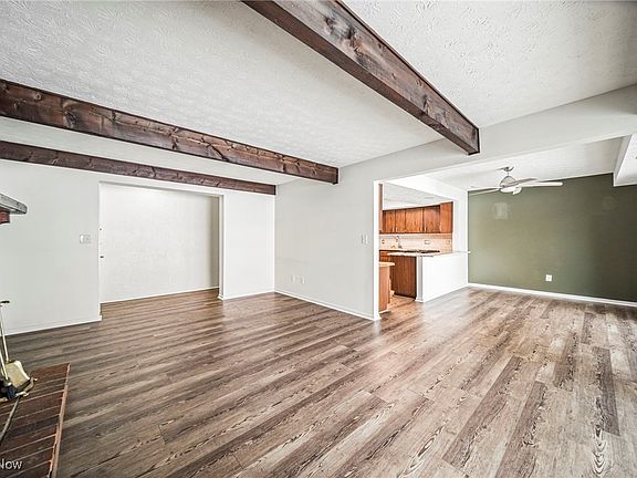 4th image of 7465 Millrace Ln #103