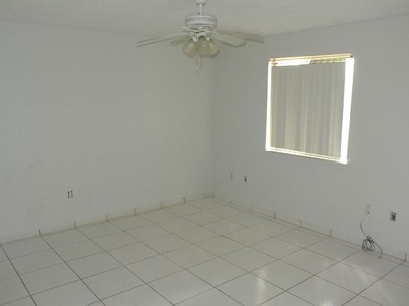 5th image of 425 Jefferson Ave #427